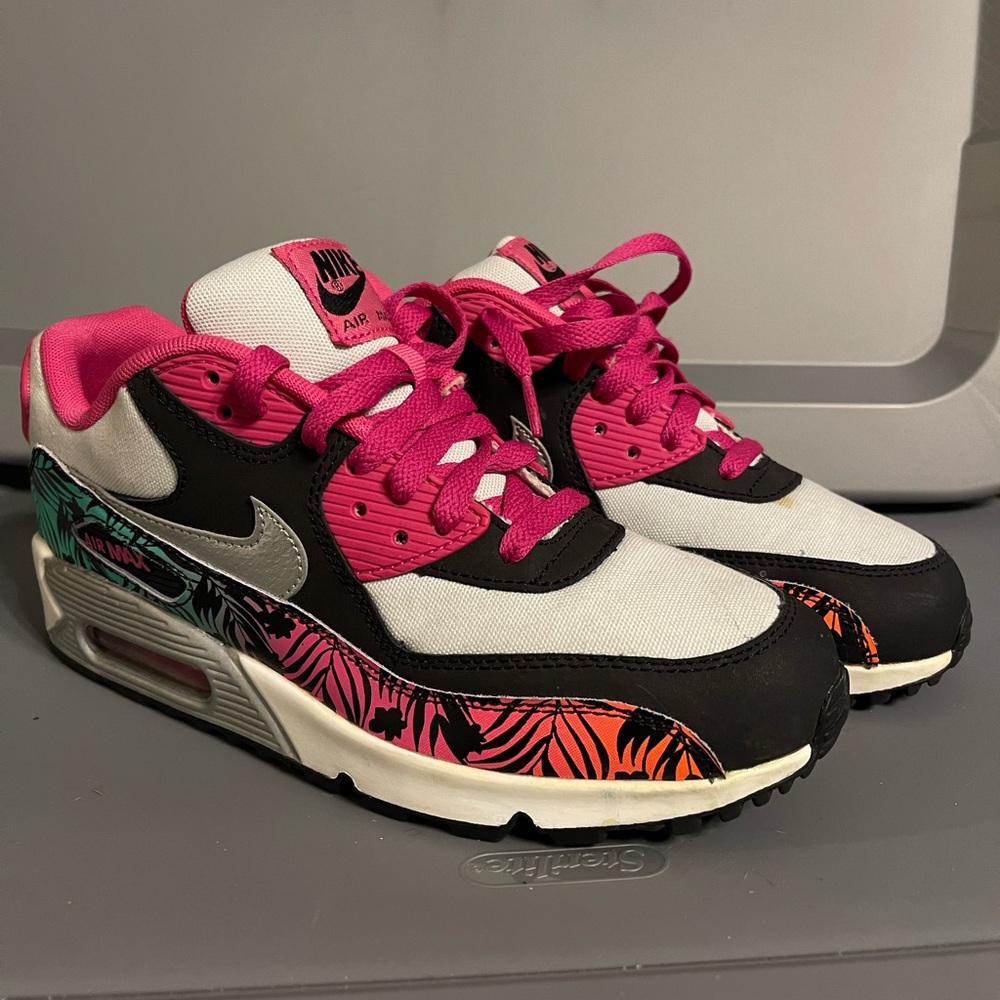 Nike Kids Sneakers - Pink and Black